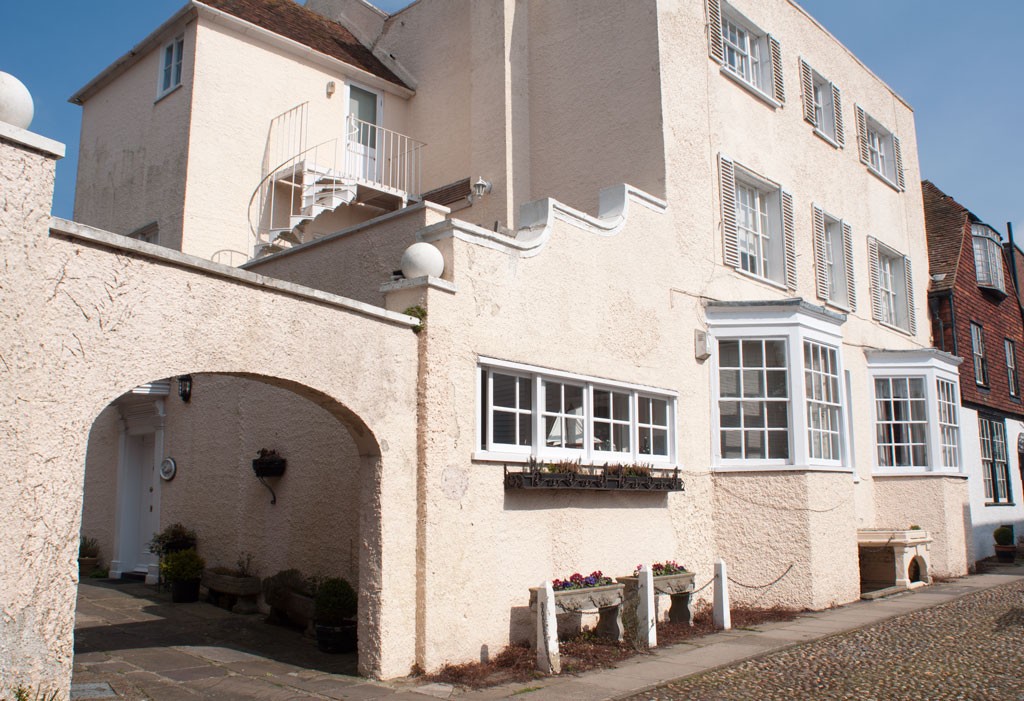 Swans House Cottage, Watchbell Street