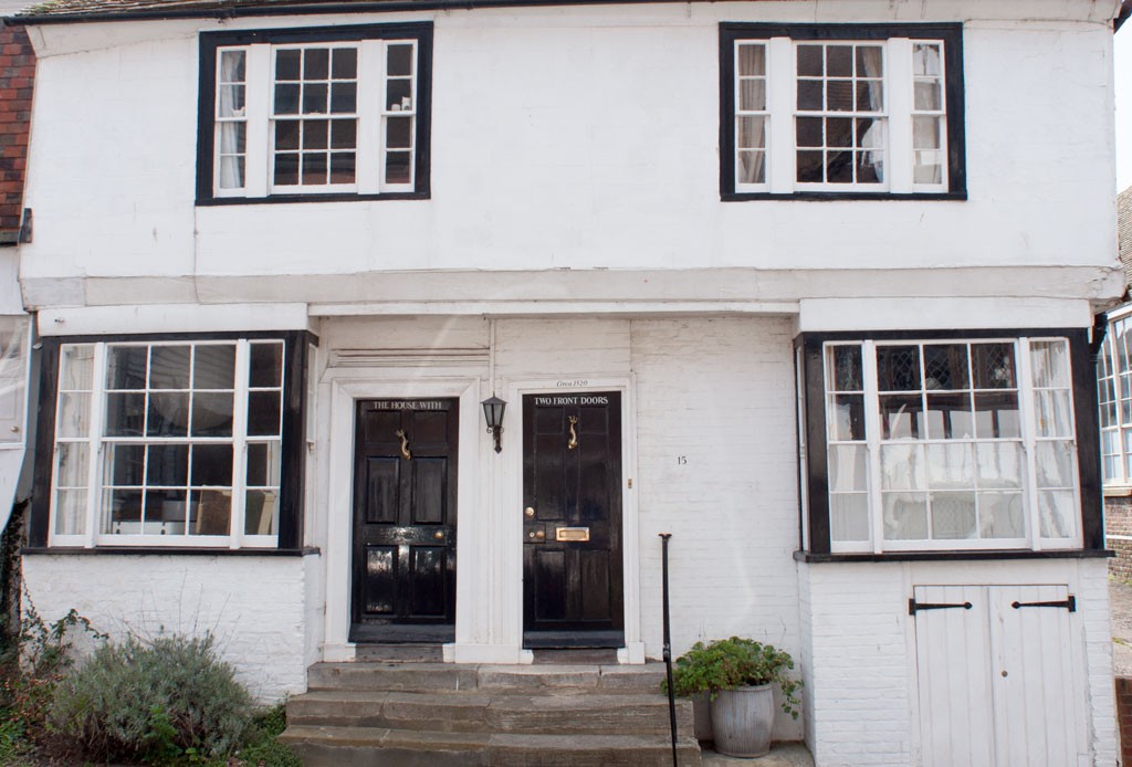 Mallards Cottage (Interior, BBC Series)